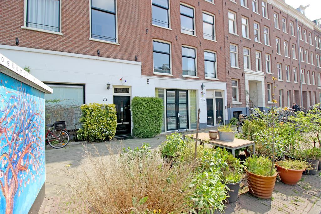 Ground Floor Canal Apartment Amsterdam Exterior photo